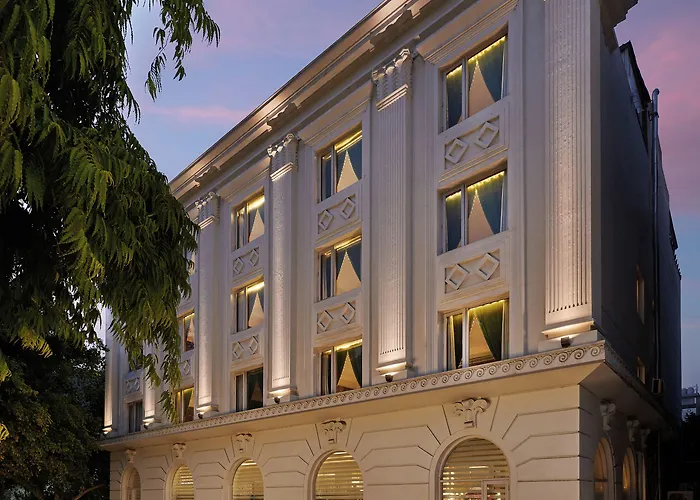 Deventure Sarovar Portico Patel Nagar New Delhi