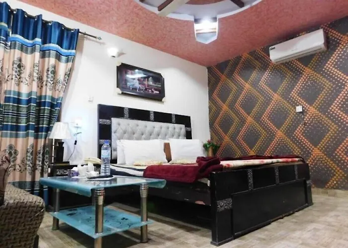 Hotel Paradise Plus Multan