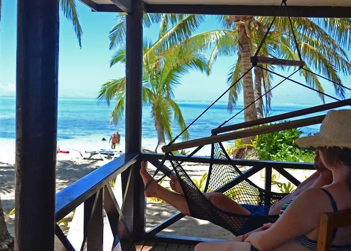 Ratu Kini Dive & Stay Mana Island