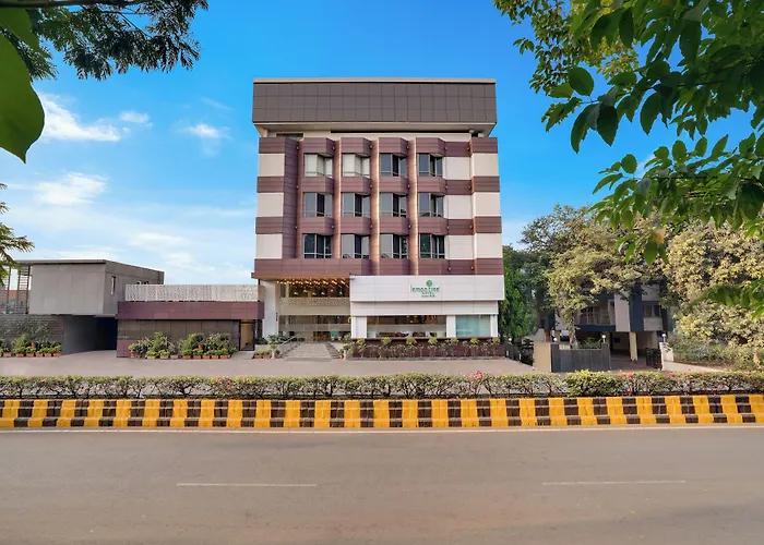 Lemon Tree Hotel, Centre Point, Jamshedpur