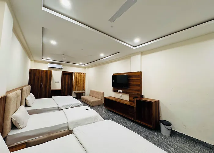 Hotel Anand Ujjain