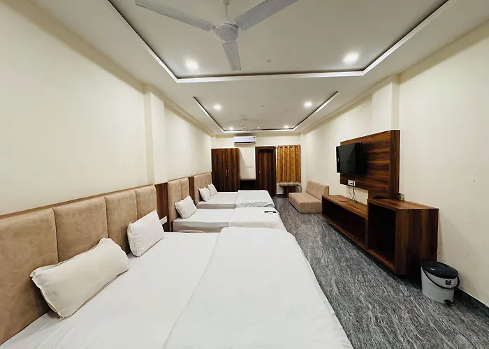 Hotel Anand Ujjain