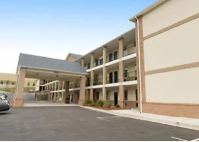 Garden Inn Hotel Union City