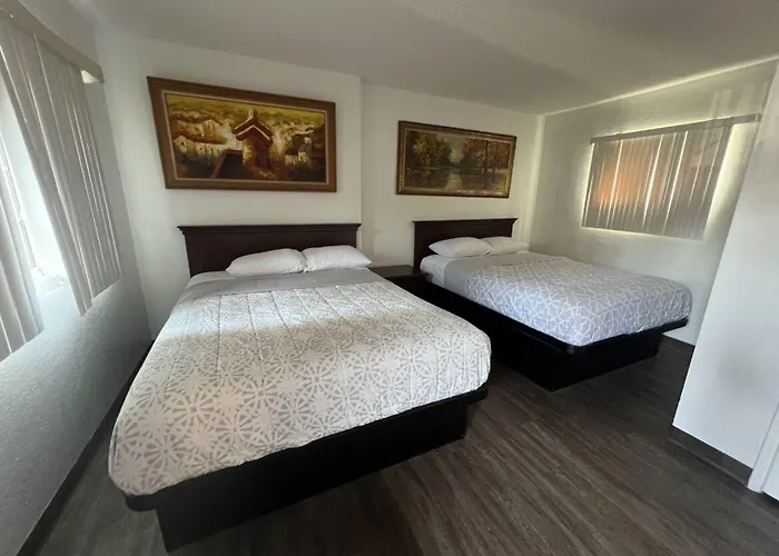Flamingo Motel - San Ysidro San Diego