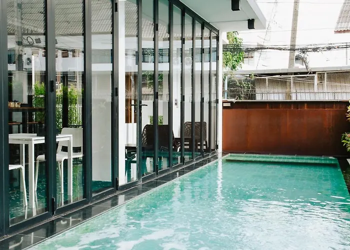 Hotel Nanee Phra Singh Chiang Mai