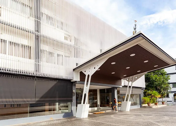 R2 Hotel Chiangmai เชียงใหม่