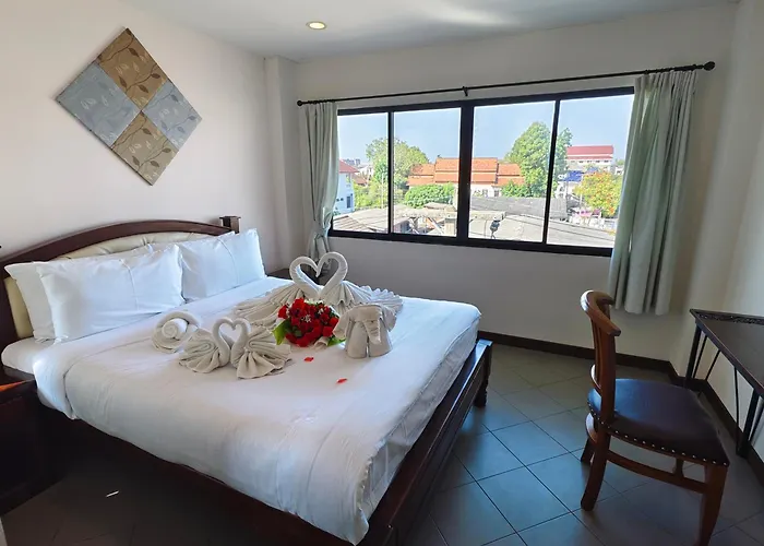 The Guest Hotel & Hostel Chiang Mai