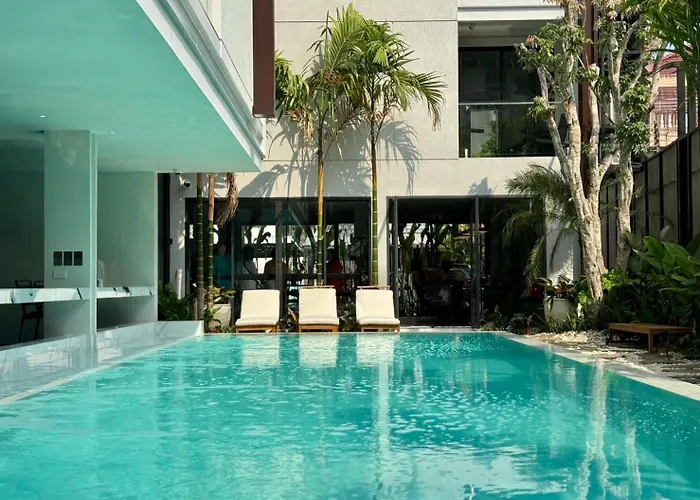 Por Singharat Hotel Chiang Mai