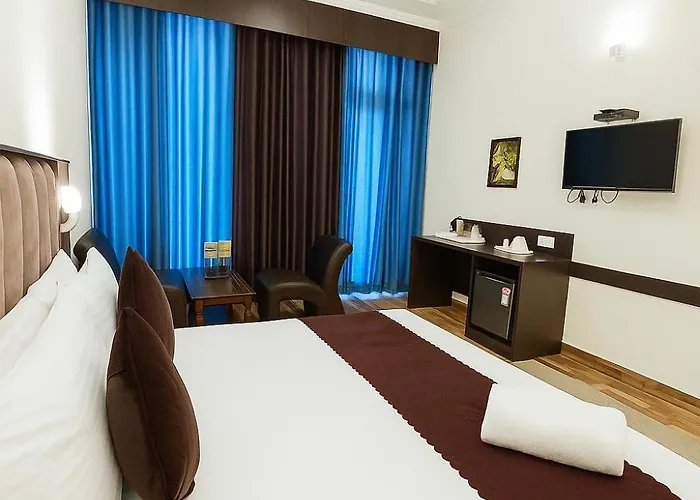 The Kasauli Woods Hotel