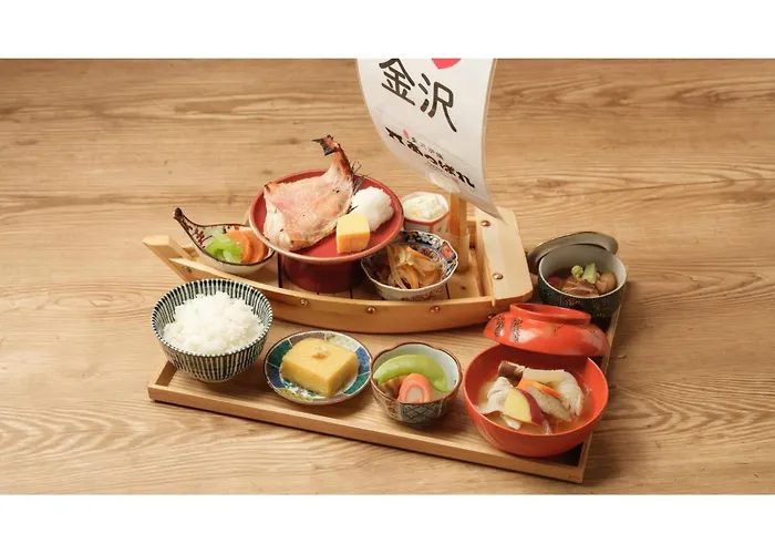 Smile Hotel Premium Kanazawa Higashiguchi Ekimae - Vacation Stay 73600V