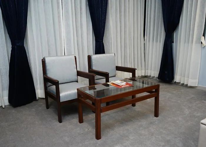 Hotel International, Kolhapur