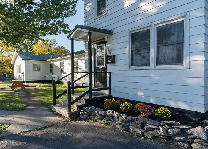 The Pine Street Inn Watertown