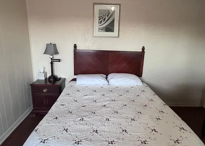 Trend Motel, Rv Park Lindsay