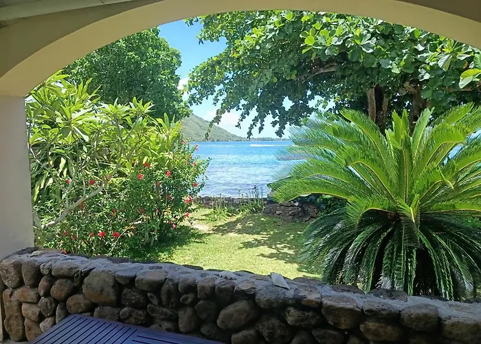 La PERLE de MOOREA Suite Parentale BORD DE LAGON baie d'OPUNOHU