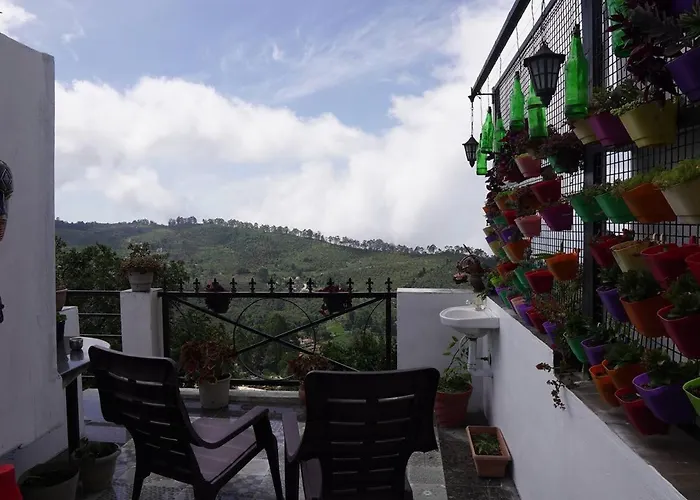 B'S Hive Hospitaltiy Hotel Kodaikanal