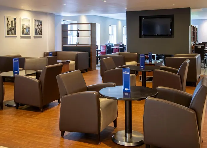 Holiday Inn Express Warwick - Stratford-Upon-Avon By Ihg