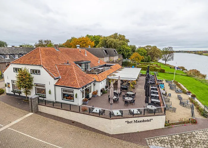 Het Maashotel Broekhuizen 