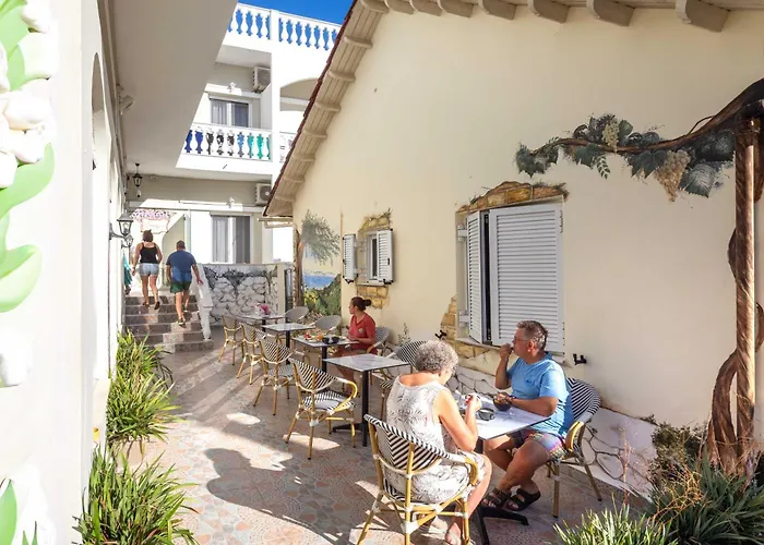 Bella Vista Beach Hotel Benitses 