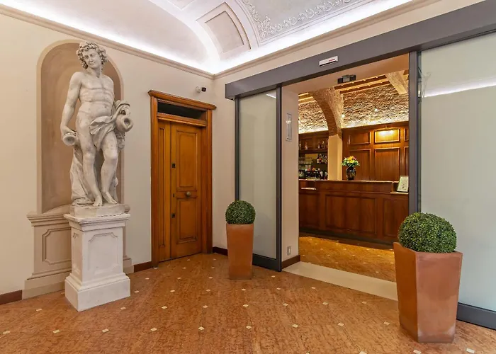 Hotel Porta Faenza Florença