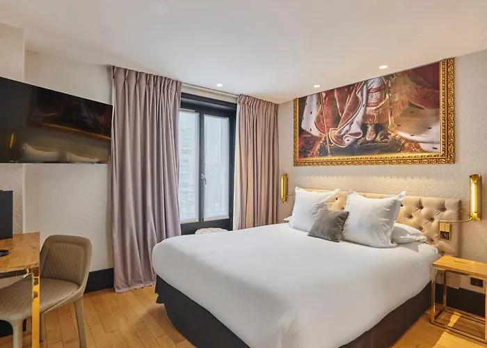 Hotel Eiffel Petit Louvre Paris