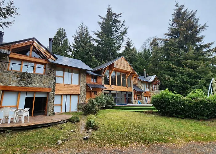 Casa Del Bosque Aparts Villa La Angostura