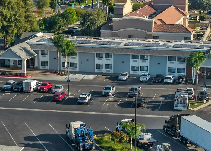 Best Western Town & Country Lodge Tulare