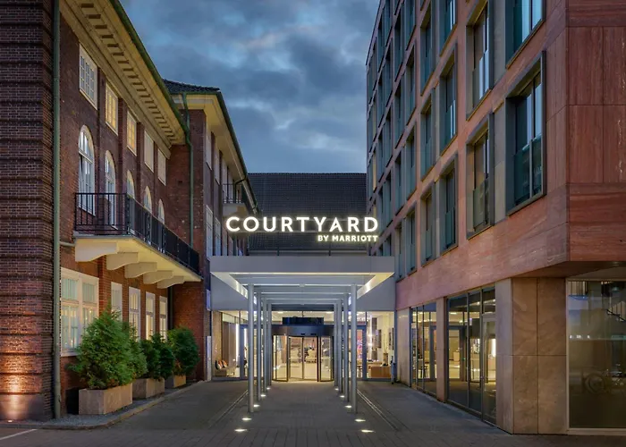 Hotel Courtyard By Marriott Brême