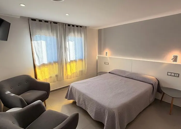 Hostal Tarrés Anglés