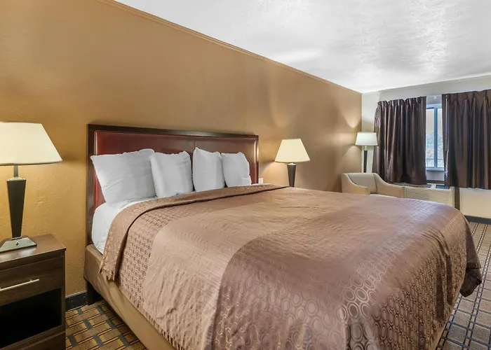 Surestay Hotel By Best Western Summersville