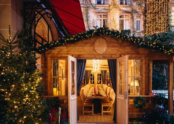 Hotel Plaza Athenee - Dorchester Collection Париж
