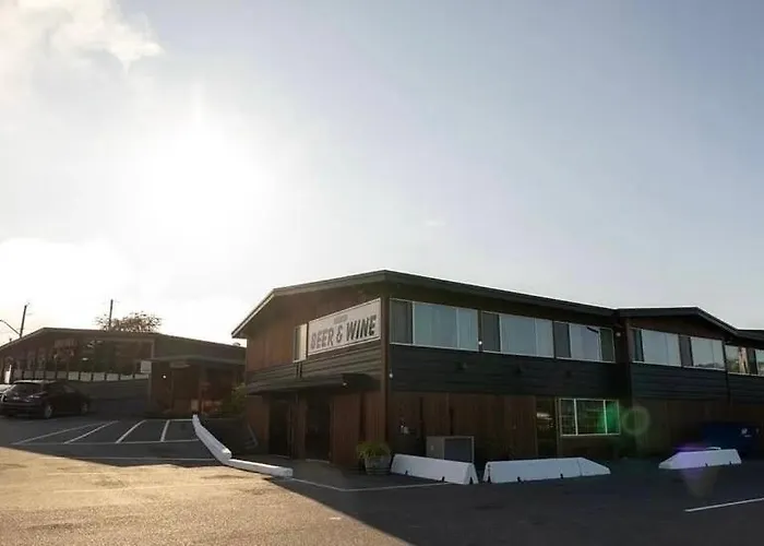 Dalewood Inn Port Mcneill