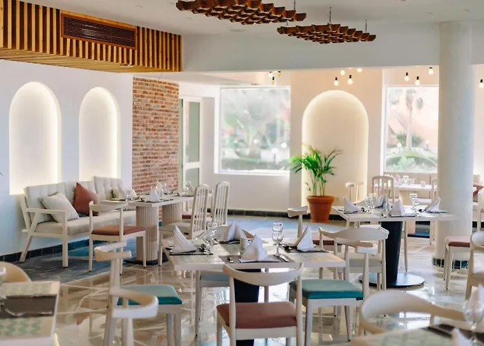 Three Corners Happy Life Beach Resort Abu Dabab