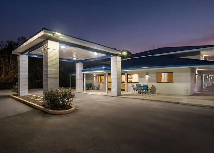Days Inn By Wyndham Renfro Valley Mount Vernon