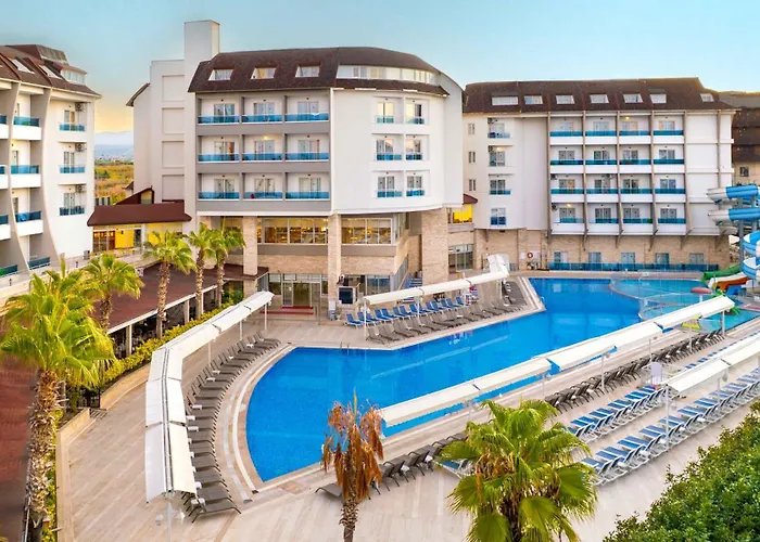 Ramada Resort Sidé