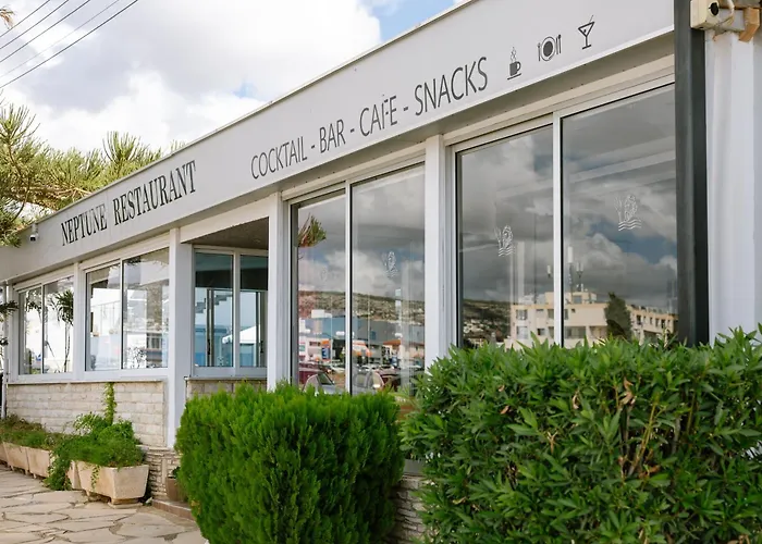 Neptune Hotel Apartments Paphos Coral Bay