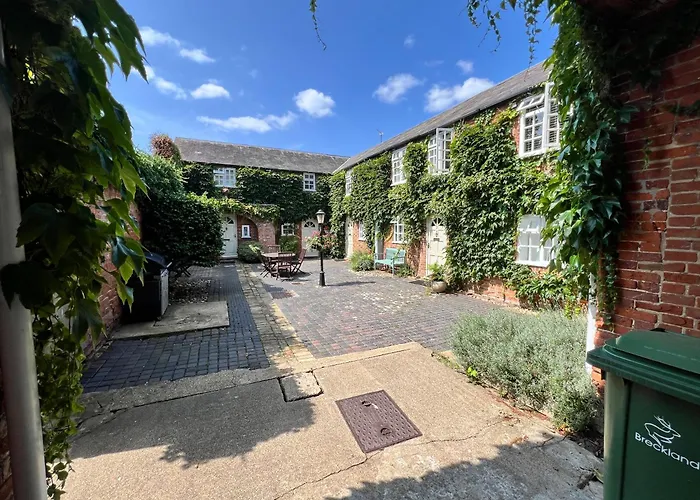 Glendower Guest Apartments Dereham