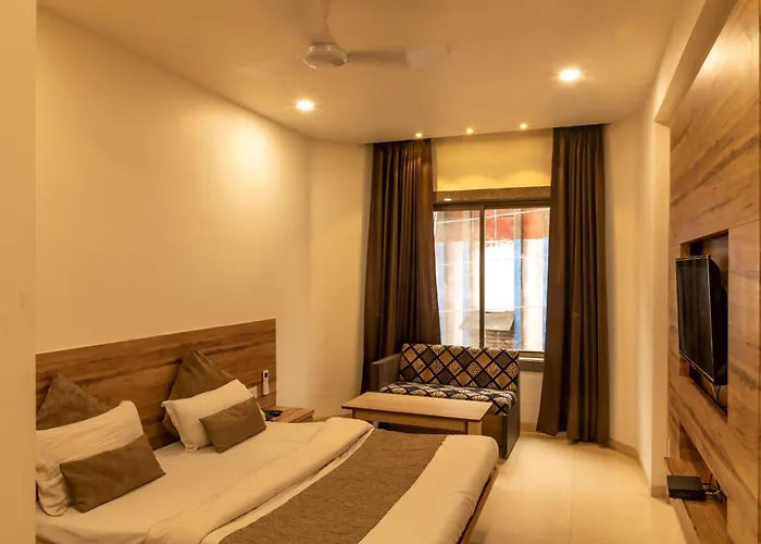 Adarsh Palace Hotel Near Bhopal Railway Station And Nadra Bus Stand Bhopal