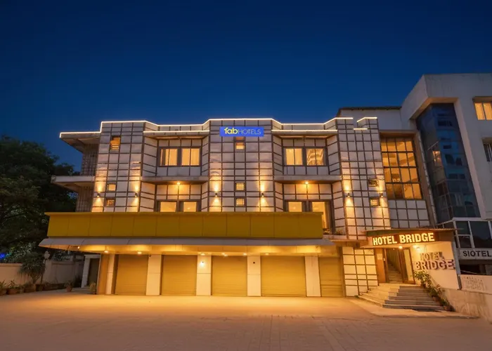 Fabhotel Bridge Ahmedabad