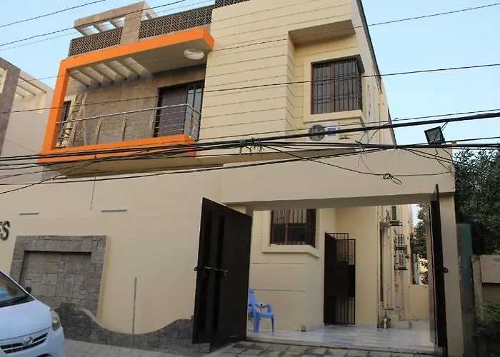 Patel Residency Guest House Karachi