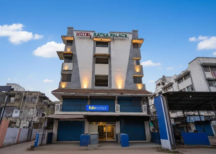 Fabhotel Ratna Palace - Inside Baronet Complex Ahmedabad