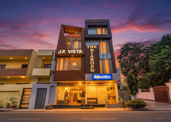 Fabhotel Diamond Zirakpur