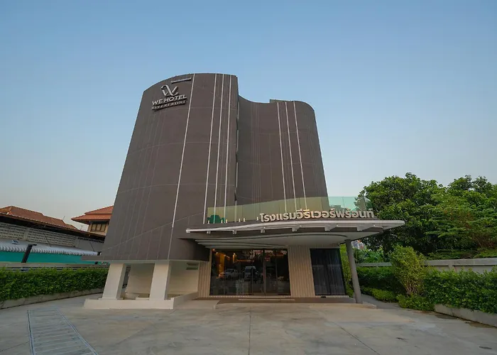 We Hotel Riverfront Bangkok