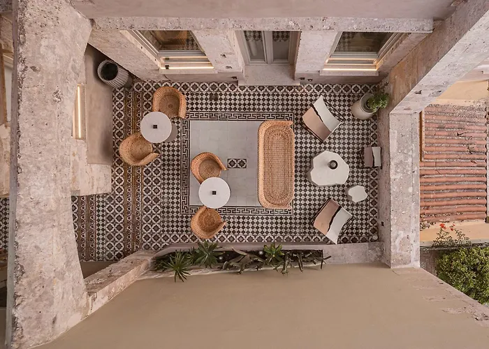 Aisha Hotel Hanya