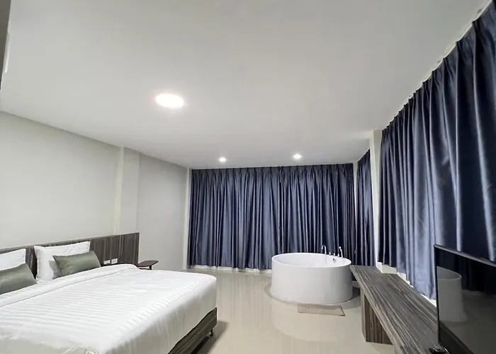 Royal Creek Golf Club And Resort Udon Thani