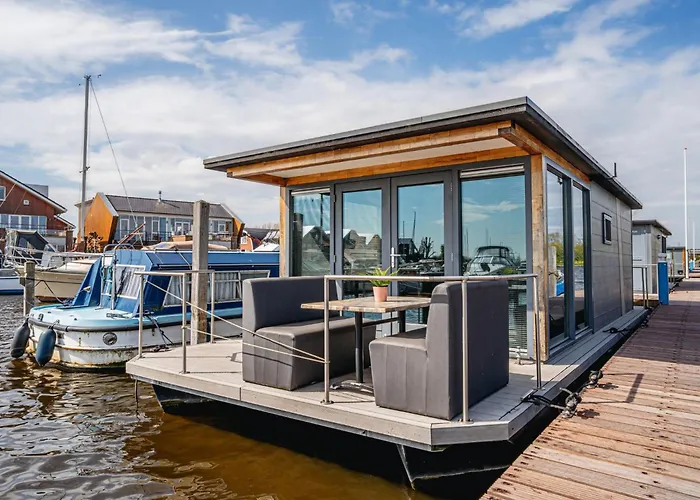 Holiday Home De Meerparel-1 By Interhome Uitgeest