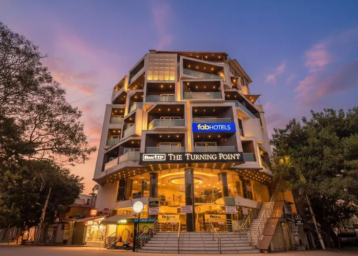 Fabhotel Turning Point - Nr Ulsoor Lake Bangalore