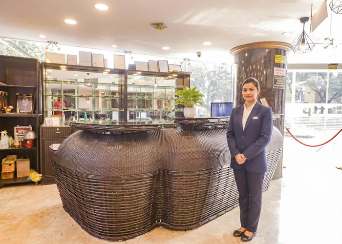 Fabhotel Turning Point - Nr Ulsoor Lake Bangalore