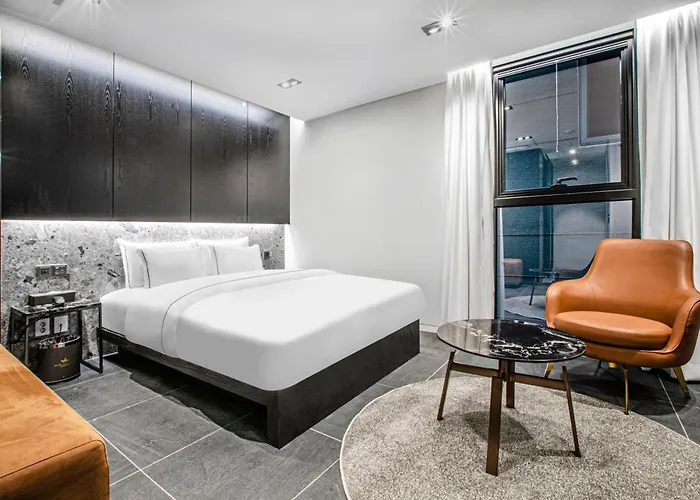 Hotel The Castle Bangi 2Nd Seoul