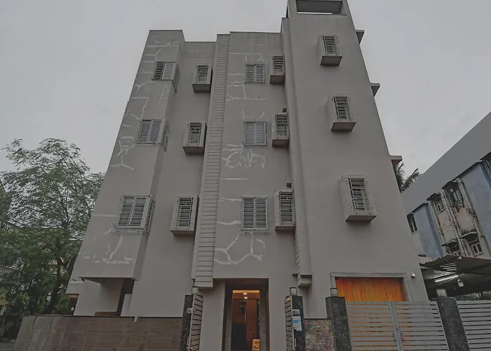 Super Townhouse Hotel All In One Near City Centre Salt Lake Kolkata