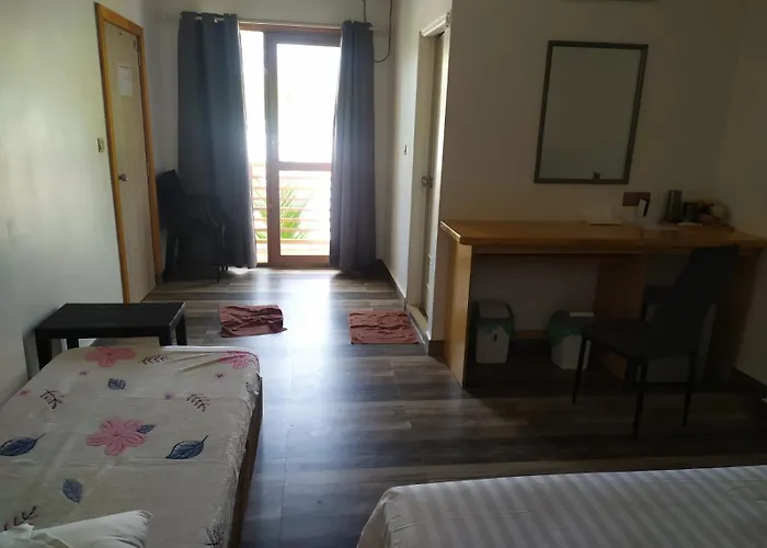 Cowry Inn Fulidhoo